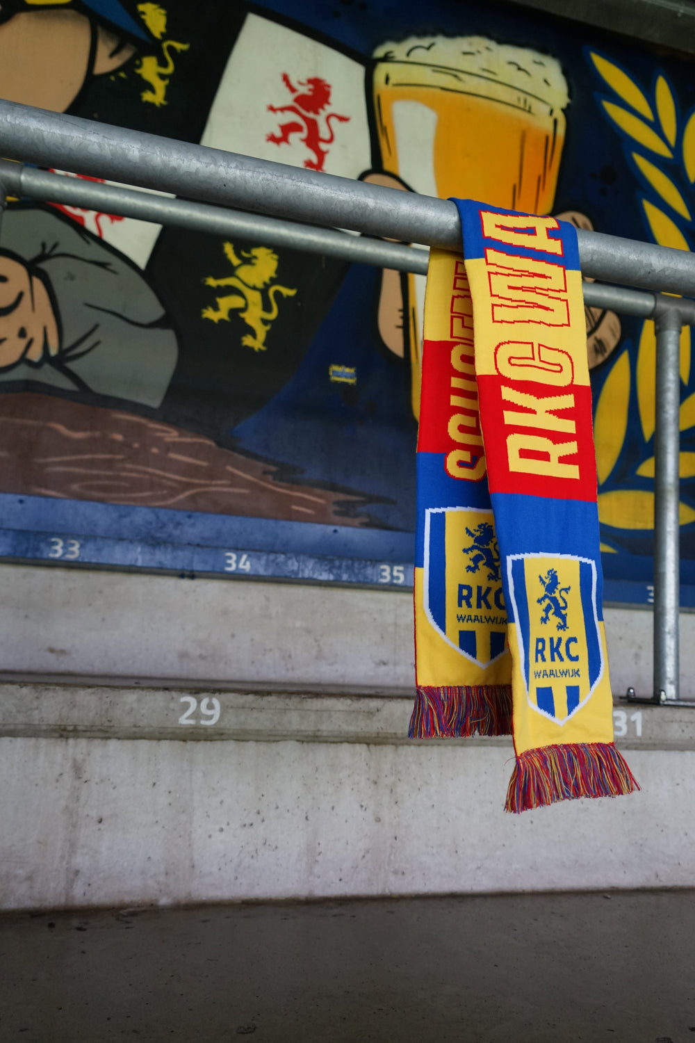 ancien petit FANION / WIMPEL PENNANT ) RC LENS * FRANCE ancien petit FANION / WIMPEL PENNANT ) RC LENS * FRANCE